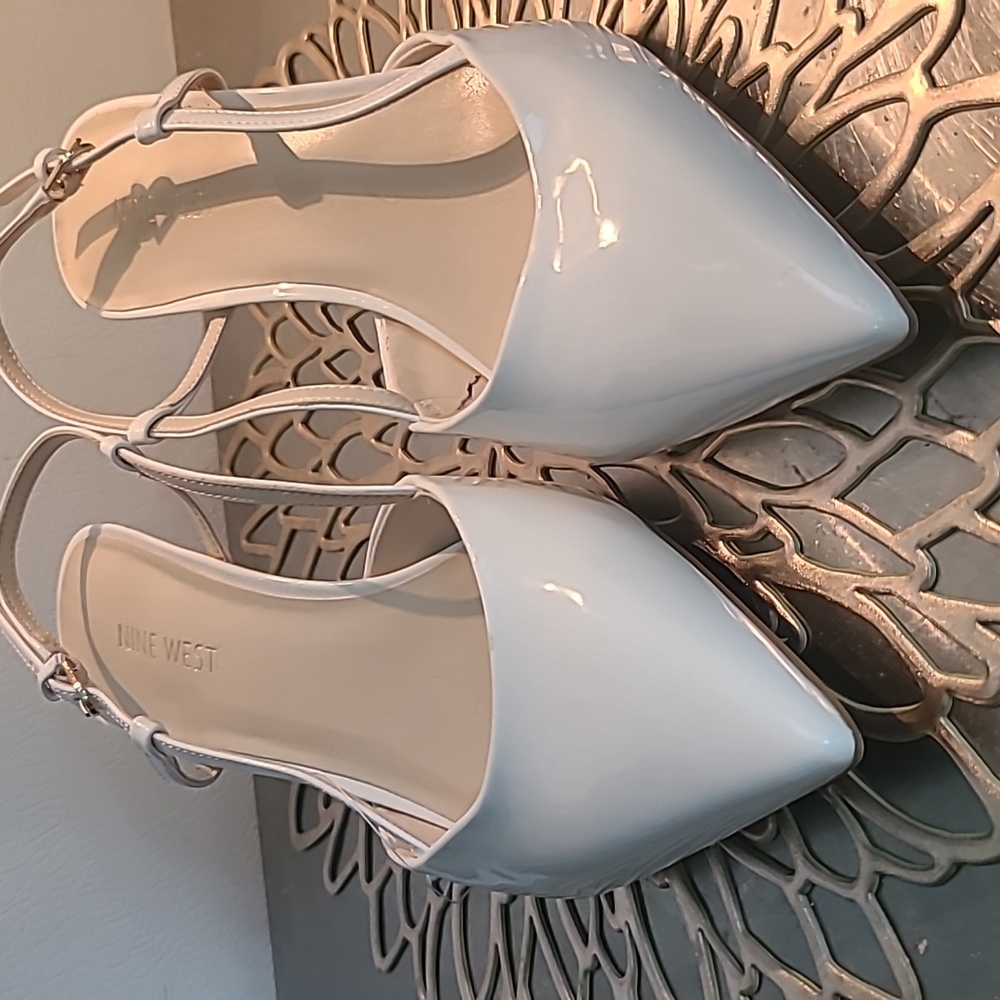 Nine West Cream Pointed Toe Heels